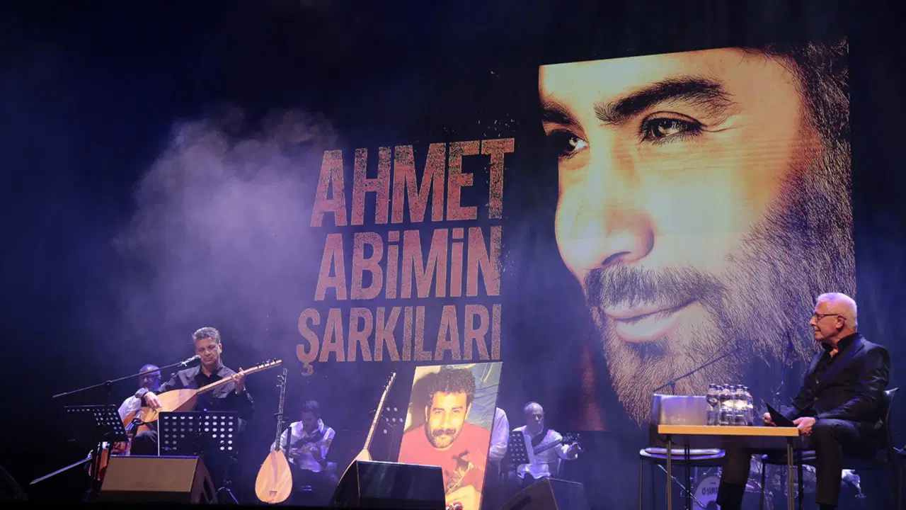 Ahmet Kaya için Atatürk Kültür Merkezi’nde anma