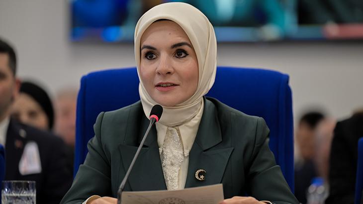 Bakan Mahinur Özdemir Göktaş: Sosyal medyada yaş sınırı düzenlemesi üzerinde çalışıyoruz