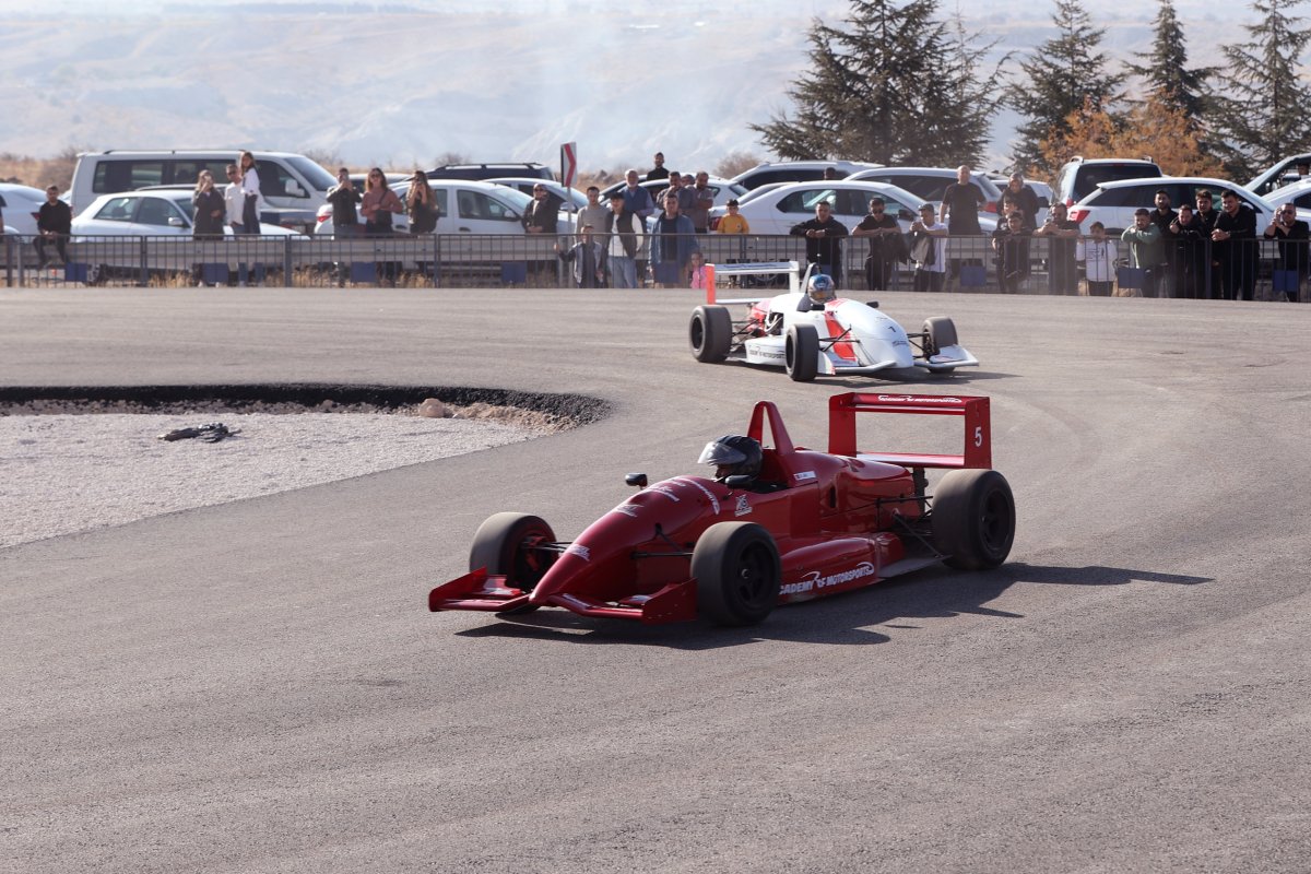 Kapadokya Motor Sporları Kompleksi, Nevşehir’de açıldı