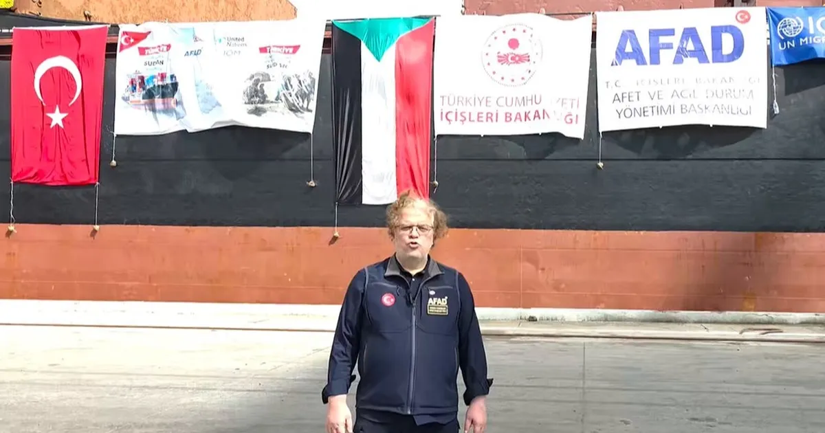 Türkiye’den 10 bin çadır Sudan’a ulaştı