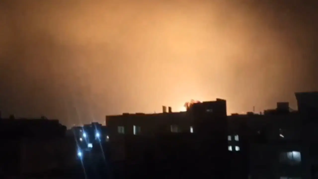 Iran basini bender abbas kentinin dogusunda 4 patlama sesi duyuldu hJvC7tAn