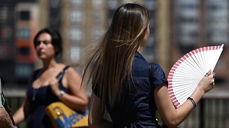 Sicak hava dalgasi turkiyeye ilerliyor tarih verildi gunes radyasyonu asiri meteorolojik olaylar appTtOfj